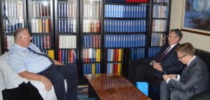 Ruski ambasador Aleksandar Čepurin posetio Srpsku radikalnu stranku!