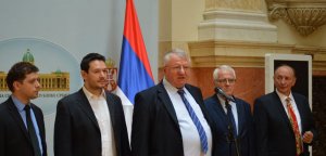 Šešelj: Zakazati sednicu Narodne skupštine kojoj će prisustvovati i predsednik Vlade Aleksandar Vučić!