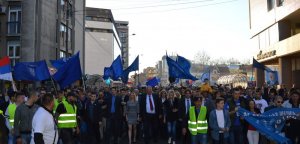 Šešelj: Uspešan premijer ne bi prelazio na manje važnu funkciju!