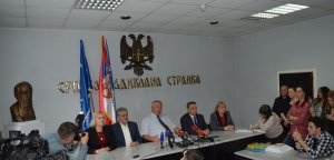 Šešelj: Ne podnosim ostavku!