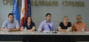 SRS zahteva da država zaustavi pljačku malinara!