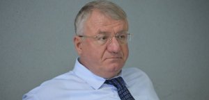 Izglasano poverenje Vojislavu Šešelju na sednici Centralne otadžbinske uprave!