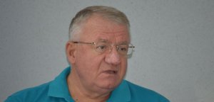 Šešelj poziva Vučića na TV duel!