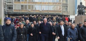 Dr Šešelj: Umesto Đinđiću, spomenik Slobodanu Miloševiću!