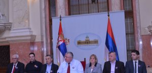 Radikali pokrenuli inicijativu za ocenu ustavnosti Zakona o potvrđivanju ugovora sa SAD o izručenju!