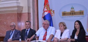 Dr Šešelj: Srpska radikalna stranka podnela inicijativu za ocenu ustavnosti Zakona o presađivanju ljudskih organa