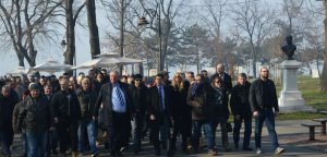 Dr Šešelj: Ukinuti finansiranje nevladinih organizacija i medija koji rade protiv srpskog naroda i taj novac dati domaćim umetnicima!