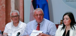 Dr Šešelj: Đinđić 2002. godine predao Karli del Ponte poverljiva dokumenta o ratu na Kosovu