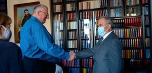 Амбасадор Палестине посетио др Војислава Шешеља!