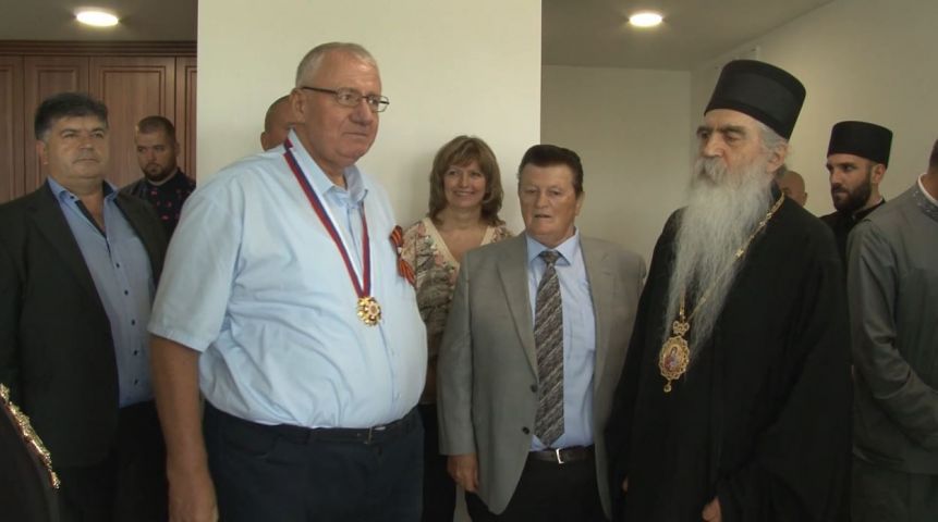 Др Војислав Шешељ примио орден Светог владике Мардарија
